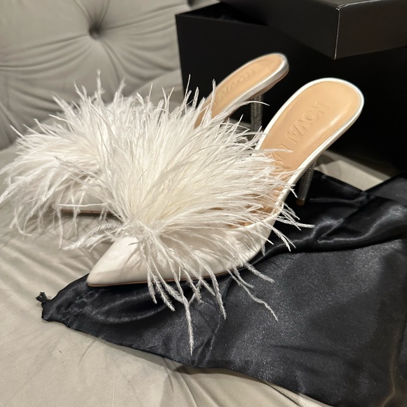 Fashionova Embelished white Pump - Picture 2 of 4